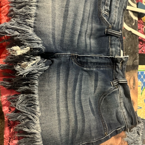 KanCan Blue Frayed Hem Jean Shorts - Picture 1 of 3
